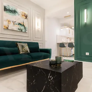 Glamorous Flat In The Heart Of Apartamento